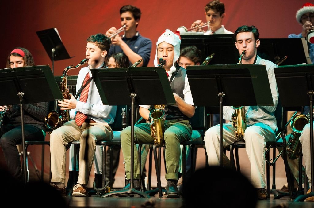 student saxaphone players